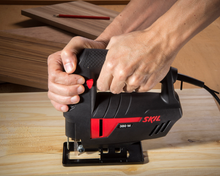 Cargar imagen en el visor de la galería, Sierra Caladora 550W SKIL 4550 + 1 lamina (CC)