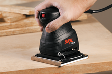 Cargar imagen en el visor de la galería, Lijadora Orbital 7232 SKIL 200W
